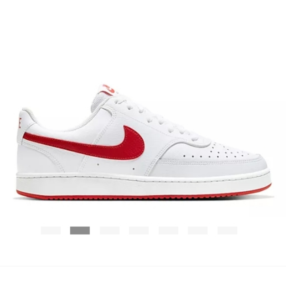 NIKE Court Vision Low Sneaker